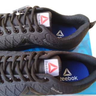  SEPATU  SEKOLAH  HITAM POLOS REEBOK  CASUAL SNEAKERS PRIA 