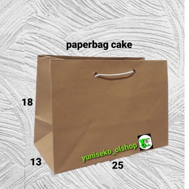 

Paperbag cake polos (25x13x18)