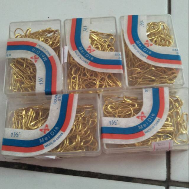 Peniti kecil / bros murah