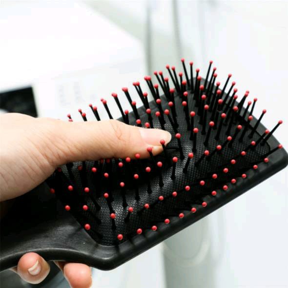 SISIR RAMBUT ANTI RONTOK / SISIR RAMBUT ANTI KUSUT