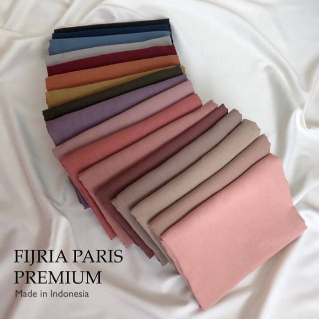 Hijab Paris Premium / Hijab Segi Empat /Jilbab Paris Voal / Kerudung Segi Empat Paris VoaL Premium