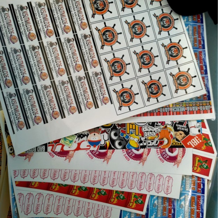 

TERMURAH Cetak Stiker A3 Cutting Label Logo Skincare Makanan Minuman Sticker Tempelan Gambar Olshop