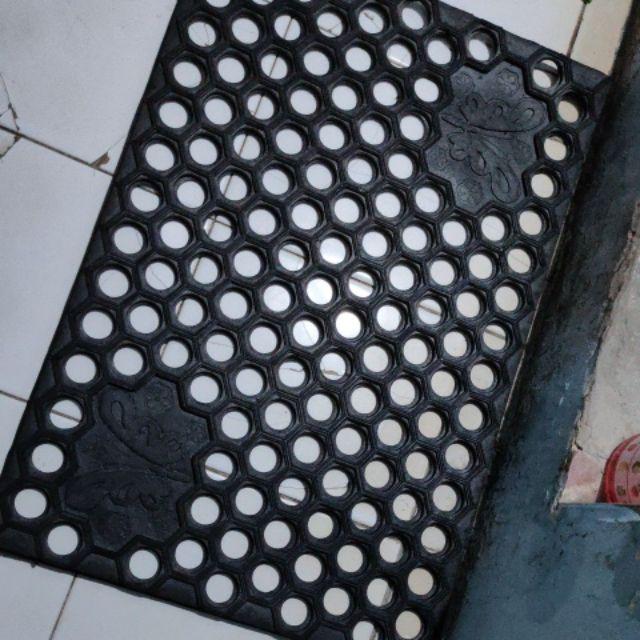  Keset  Karpet Karet Anti Licin Kamar Mandi Shopee  Indonesia