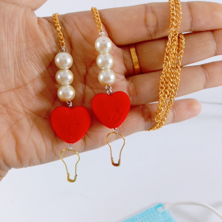 Strap masker mutiara love/kalung masker/lanyard masker kalung masker mutiara LOVE konektor hijab