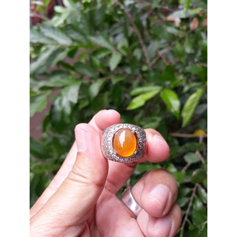 Natural Yellow Sapphire