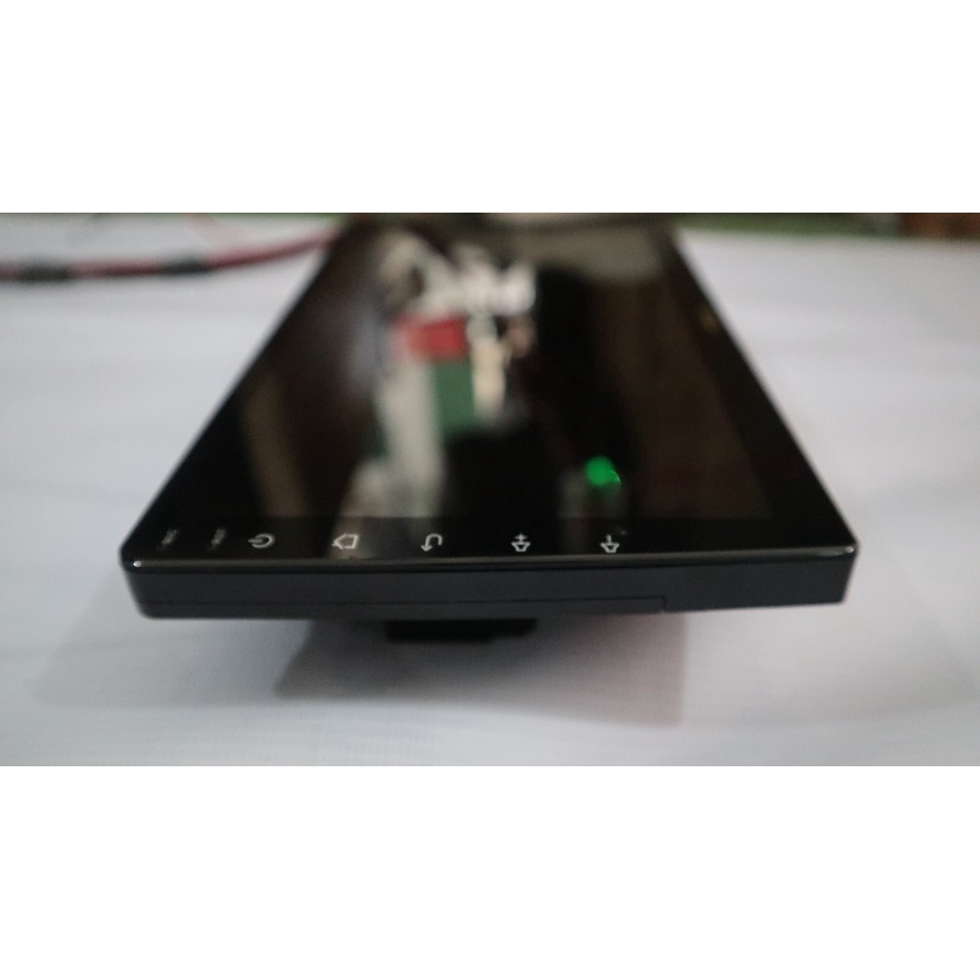 ANDROID HEAD UNIT CHEROKEE 9 INCH RAM 4GB ROM 32GB UNIVERSAL