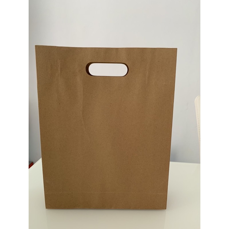 

Paperbag kraft coklat polos tanpa tali uk 25x7x32