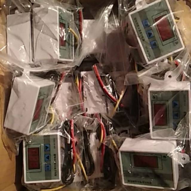 Thermostat Type XH-W3002