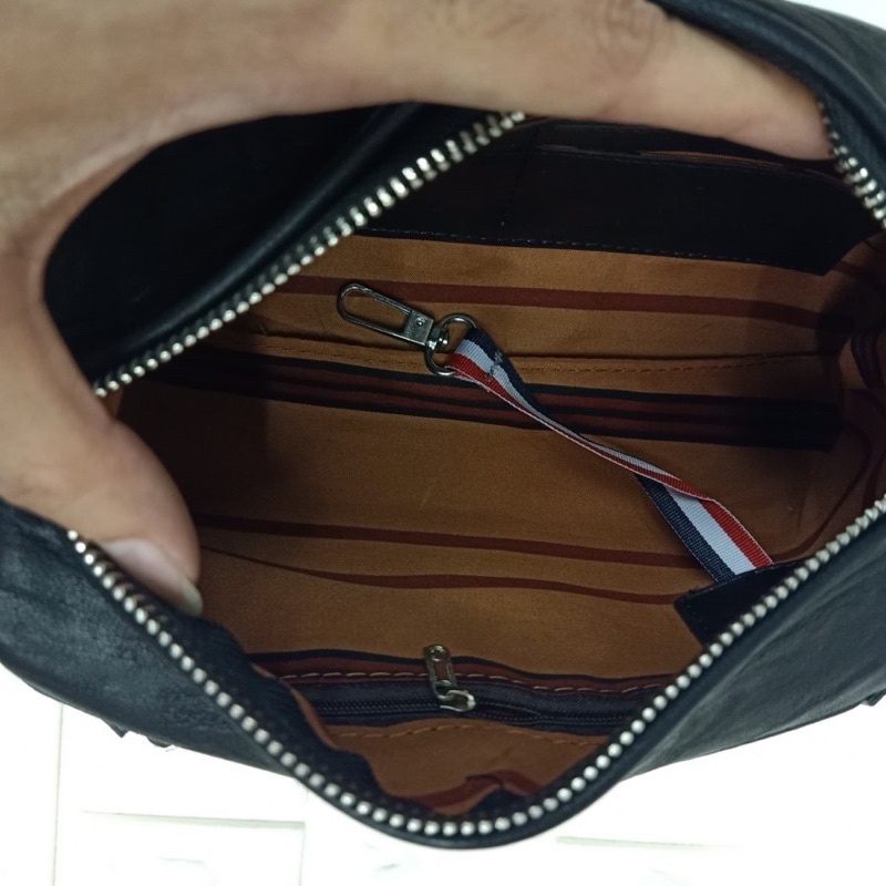 Handbag pedro Y002 / clutch pria dan wanita tali pendek Import murah