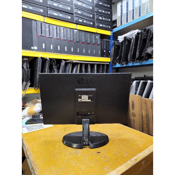 MONITOR LED LG 20 INCH WIDE OBRAL