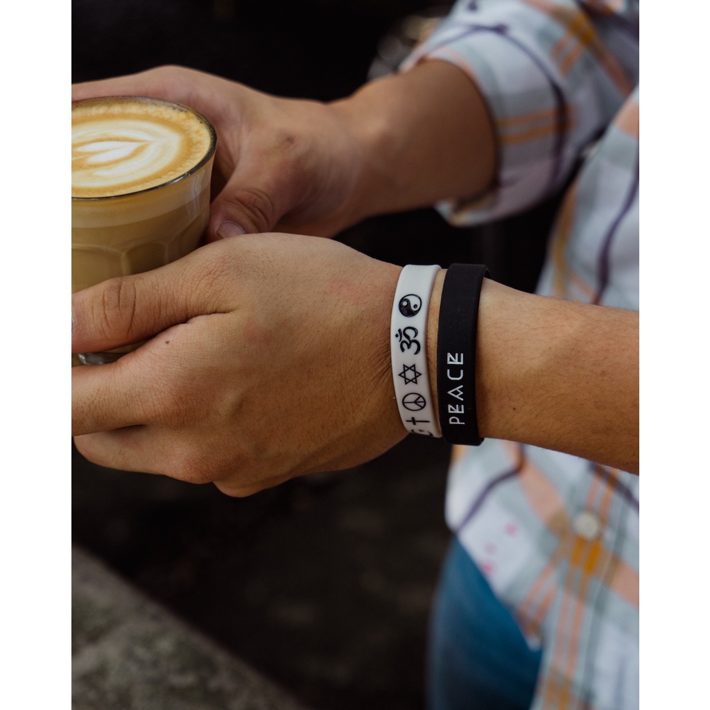 PEACE - PUTIH | Silicone Wristband by Embracelet