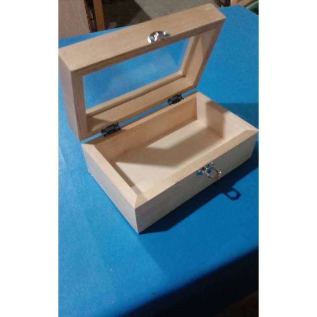 

kotak uang 9x17