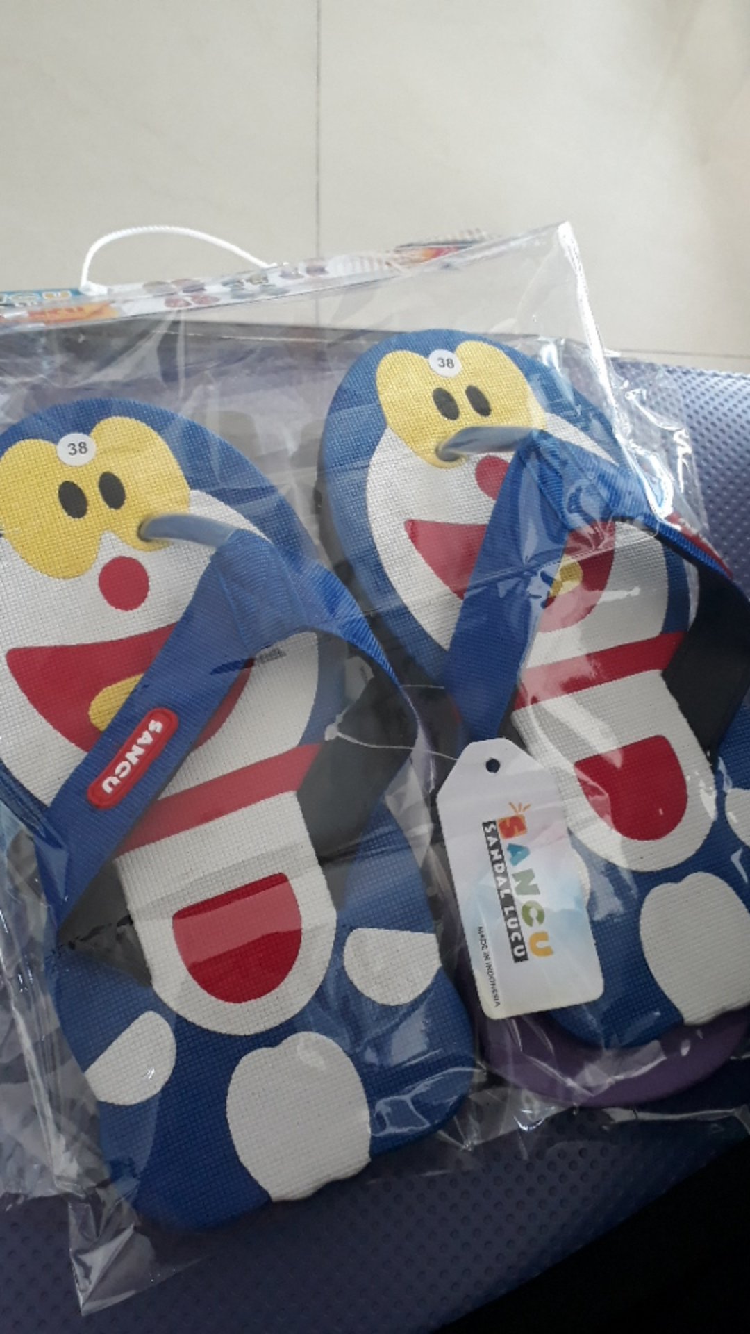 Sancu Doraemon 1kg Muat 5psg (untuk Semua Ukuran Dan Karakter)