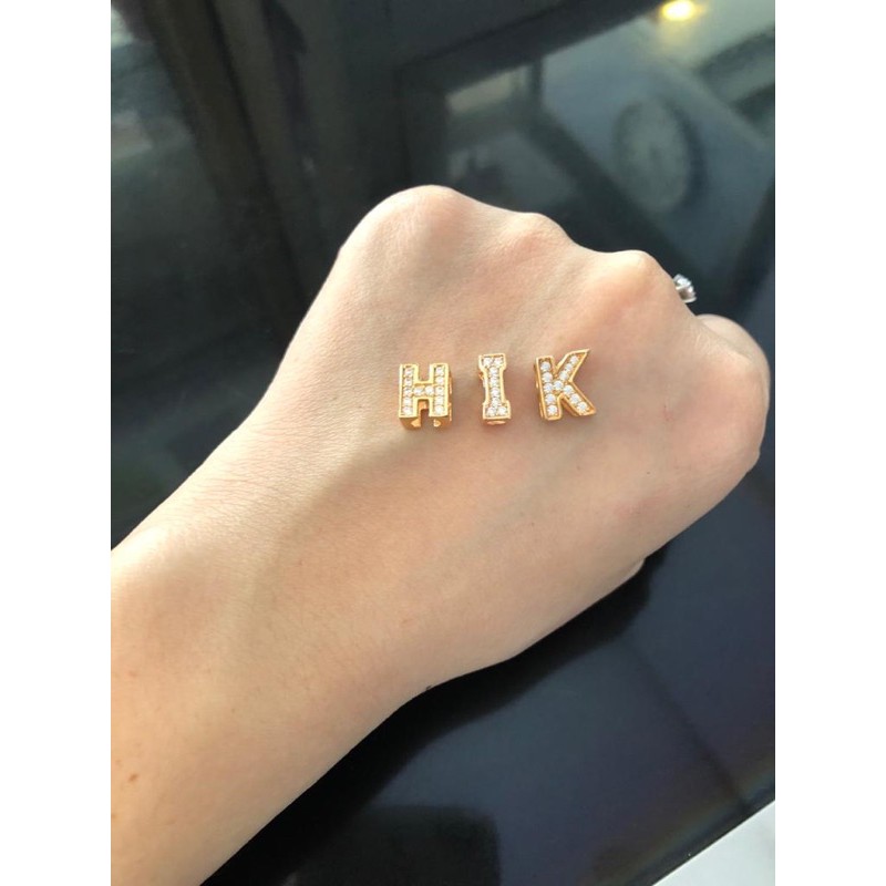 Liontin tlusup alfabeth pmt emas asli kadar 375