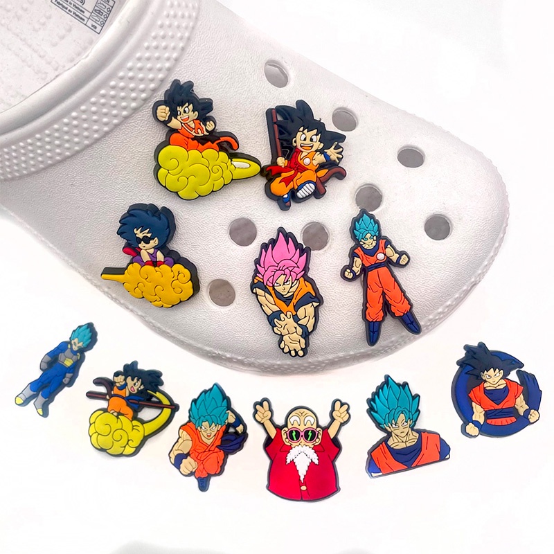 Crocs wanita charms Jibbitz sendal pin Japan anime Aksesoris DIY bola naga Bahan Untuk Dekorasi Sepatu Hadiah pria