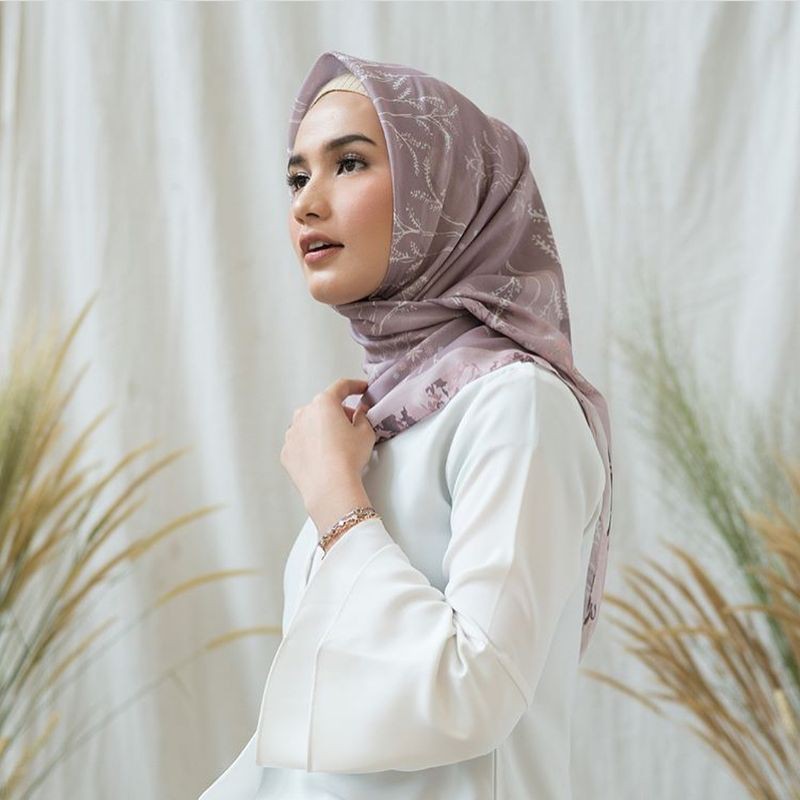 Magala Scarf Heaven Lights Preloved