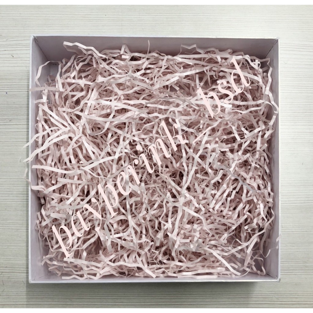 

200 gr shredded paper/ kertas potong crinkle cut pastel pink