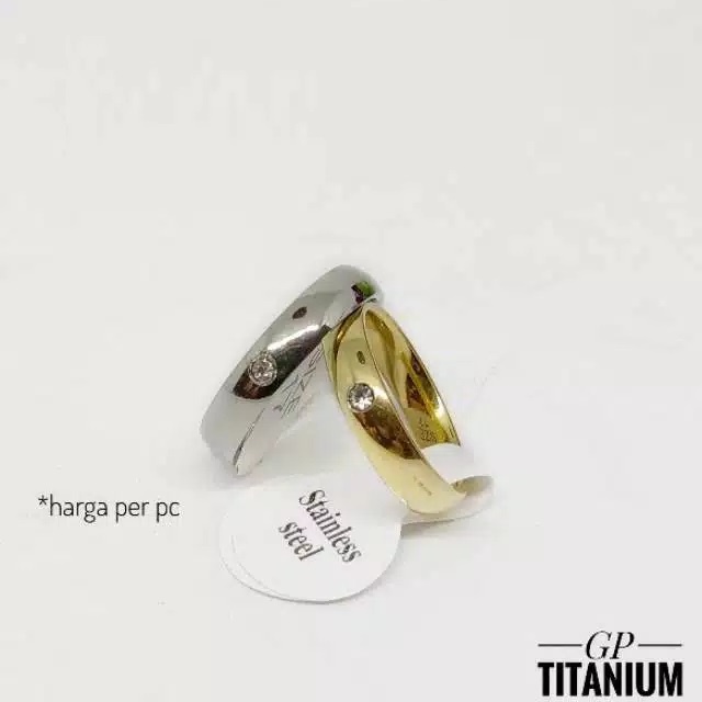 ( ACC TOKO CANTIK 65 ) CINCIN KAWIN COUPLE CEWE/COWO SILVER PASIR TITANIUM SUDAH DAPAT SEPASANG DAN FREE BOXNYA (BISA COD/BAYAR DITEMPAT)