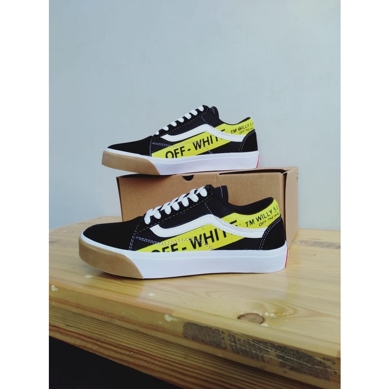 Sepatu Sneakers Premium Sepatu Pria Sneakers Sepatu Sneakers Wanita Off White Premium Quality Terlaris