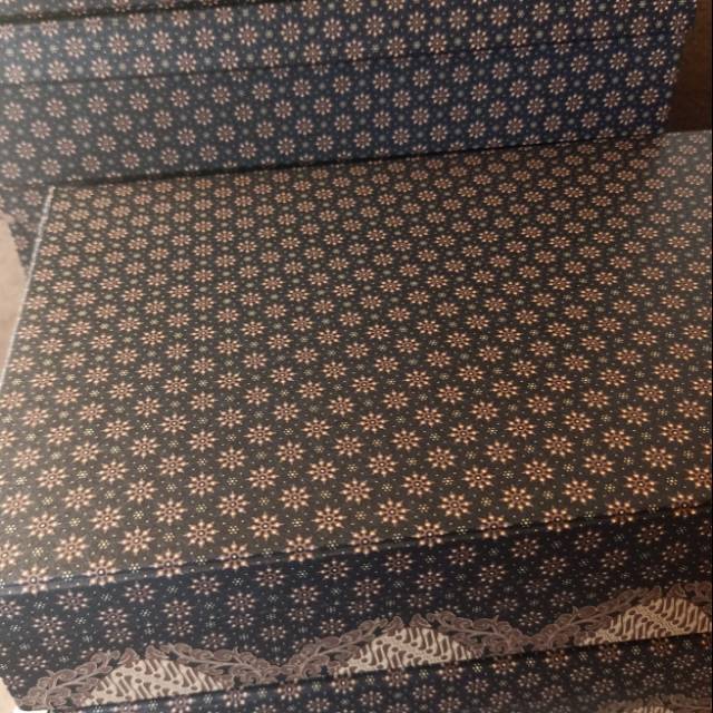 

kotak kado hardbox batik 23x11x5
