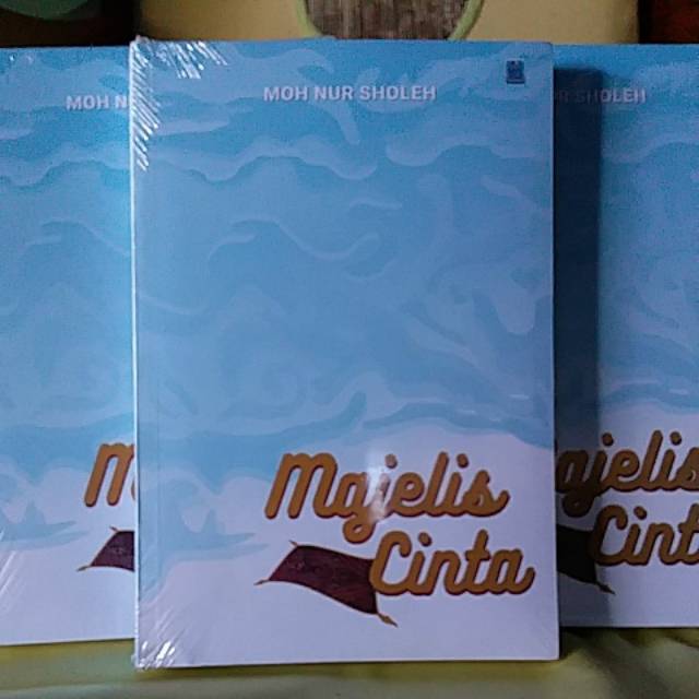 Majelis Cinta Novel Romance Novel Islami