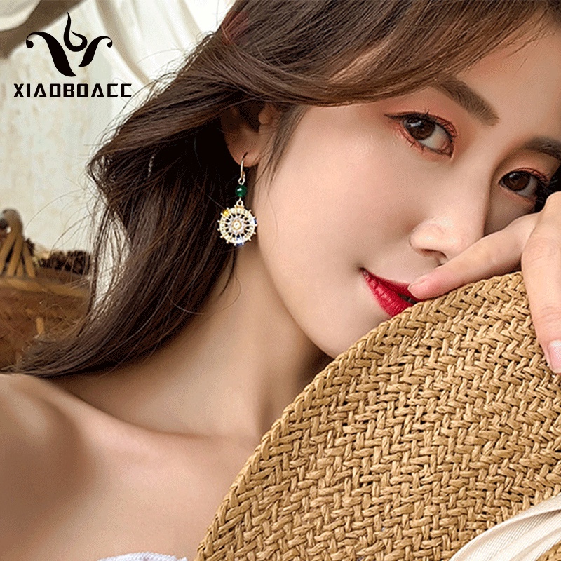 XiaoboACC Anting Kait Gantung Retro Hypoallergenic Desain Lingkaran Hias Zircon Mutiara Untuk Wanita