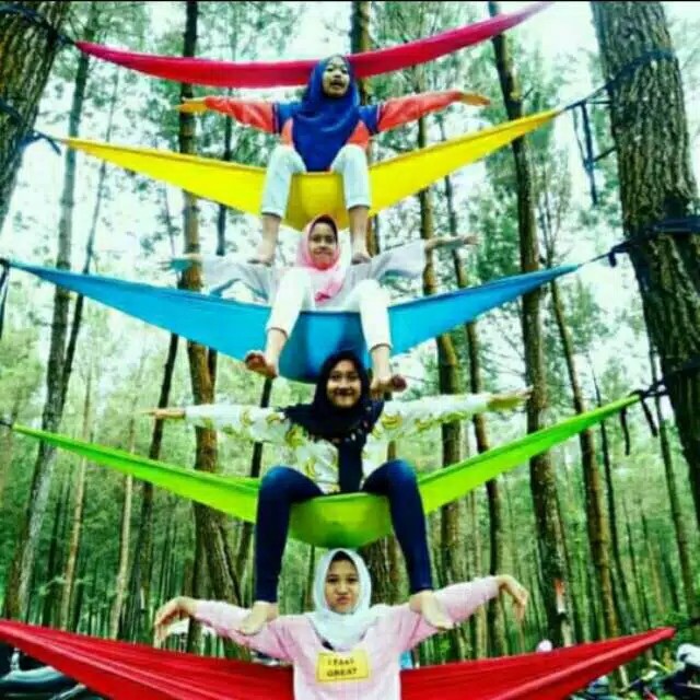 Kasur Gantung Hammock / Tempat Tidur Gantung / Ayunan Pohon Camping / Hamock kemping outdoor