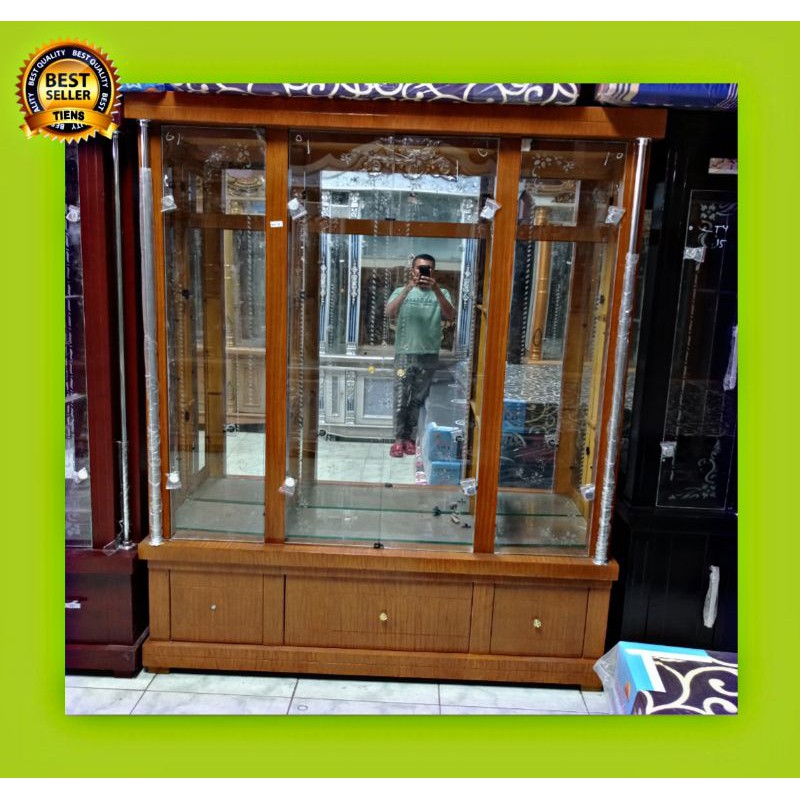 lemari pajangan minimalis 4 pintu