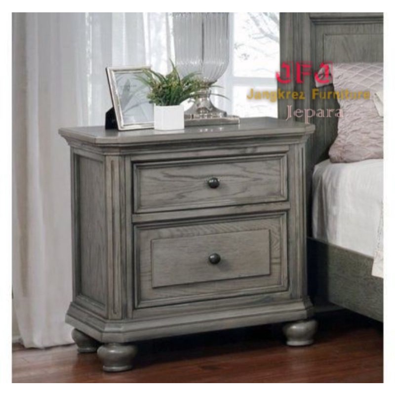 nakas tempat tidur jati klasik antiq