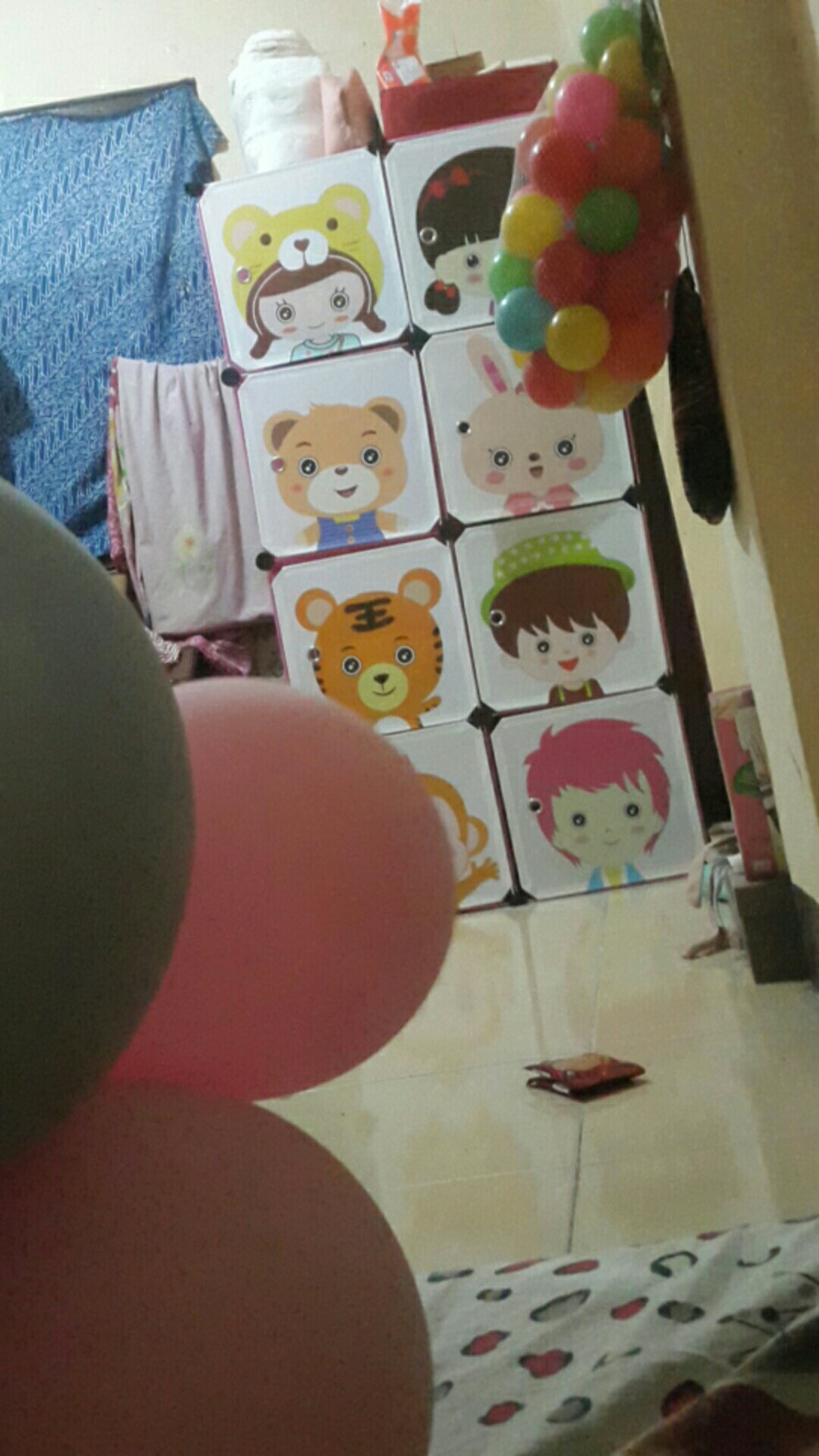 Lemari Pakaian Plastik Rak Serbaguna Susun Lemari Baju Anak 8 Pintu/kotak