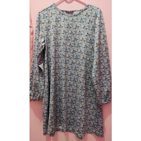 PRELOVED KAOS TUNIK ELZATTA