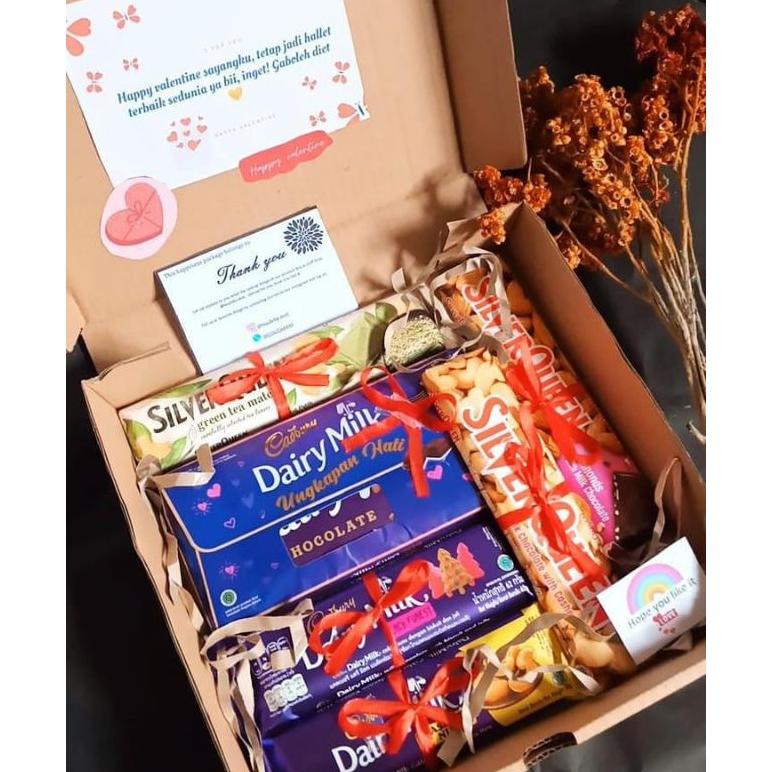

kado coklat / hampers coklat / box / hampers / gift box / kado wisuda / box hampers / coklat