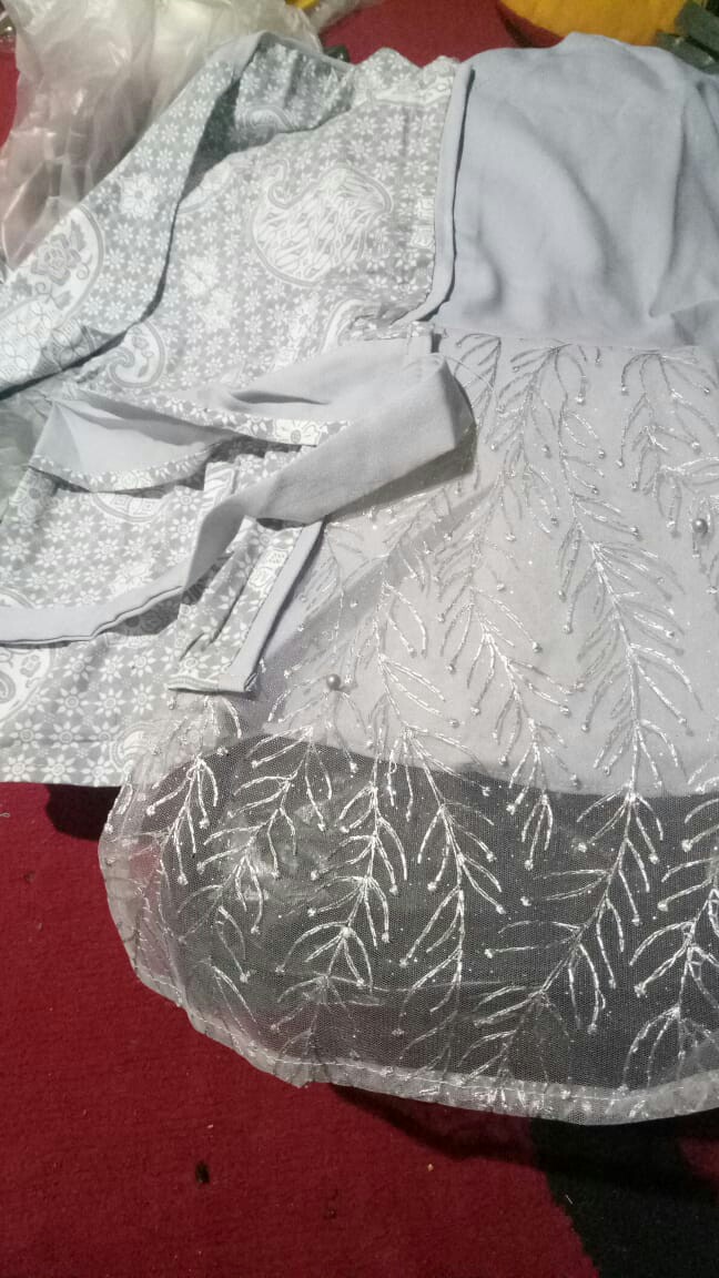 Atasan Blouse Batik Wanita Modern Fashion Wanita Kekinian Brokat Tile Batikkombinasi Ruby And Arsyla