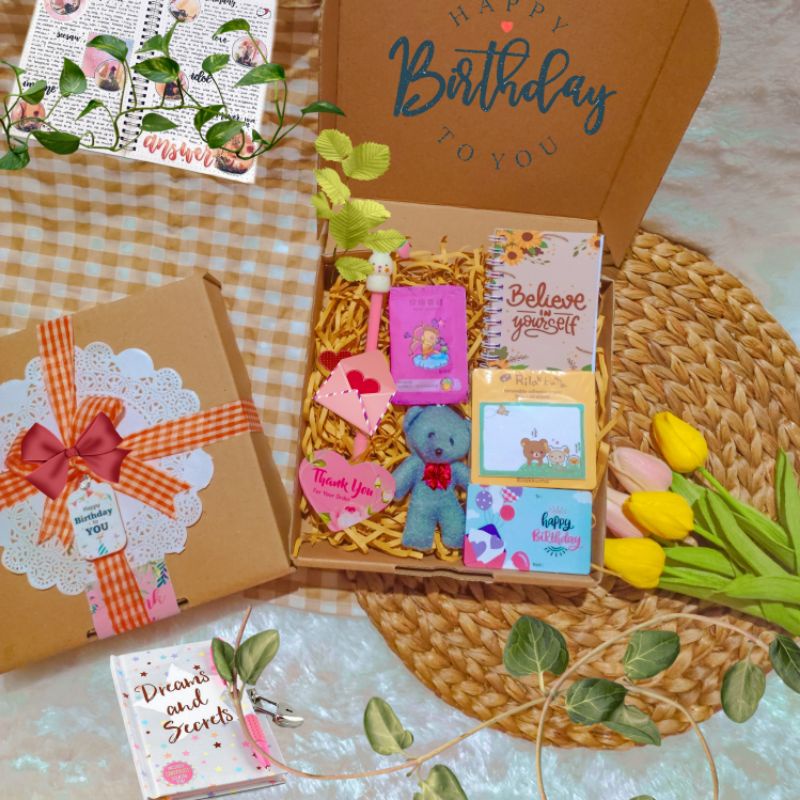 

Hampers Ulang Tahun Cewek