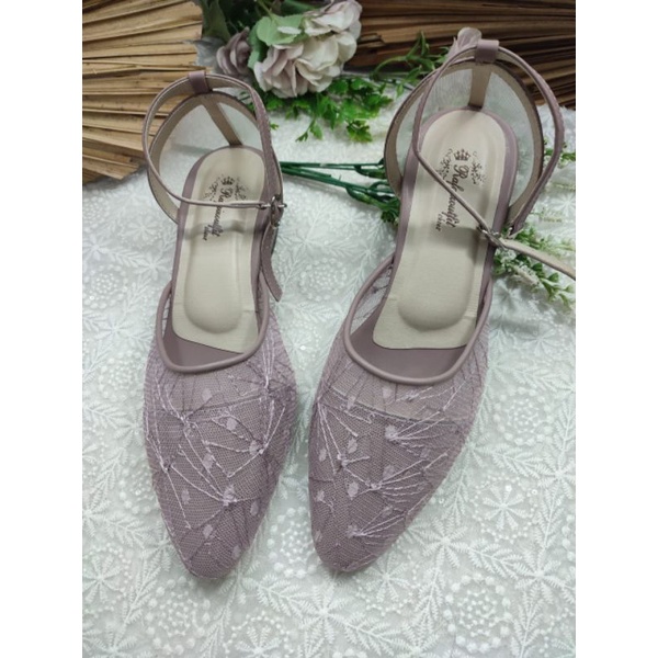 rafaizoutfit sepatu wanita warna Mauve tali tinggi 3cm tahu