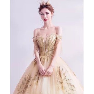 Champagne Gold Bola Gaun Off Bahu Pernikahan Gaun  lengan sabrina  gold  cream muda