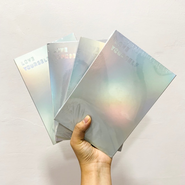 BTS LOVE YOURSELF ANSWER ALBUM SEALED + poster