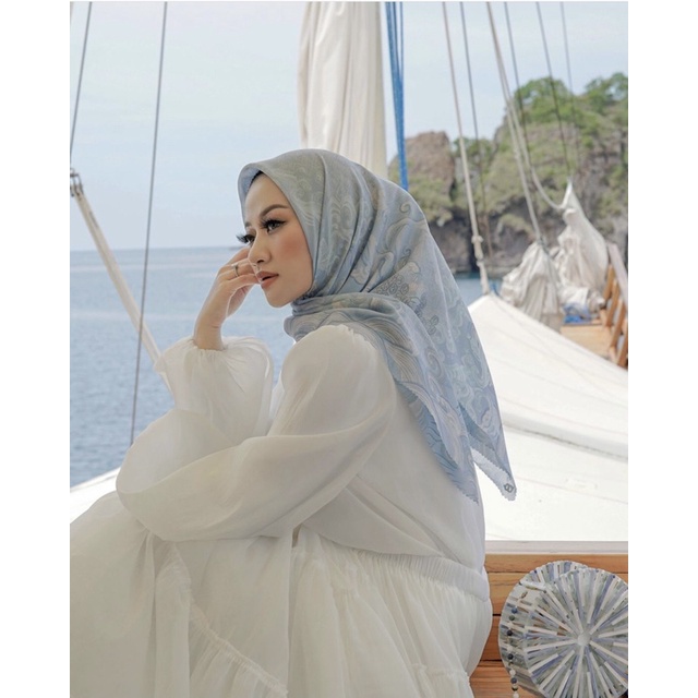 BUTTONSCARVES THE WAVE SERIES LAGOON