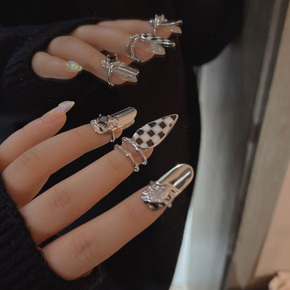 NEEDWAY Rhinestones Armor Cincin Trendi Punk Gadis Hadiah Aksesoris Pesta Wanita Perhiasan Kuku Paduan Pembukaan Nail Ring