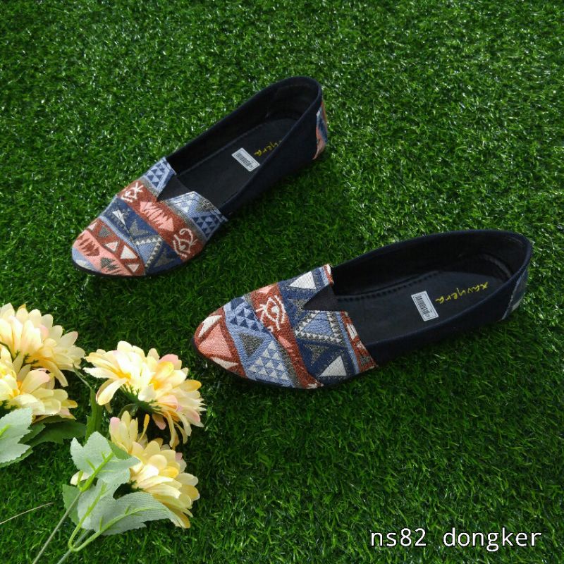 Borneo Sepatu Flat Flatshoes Ballerina Balet Bahan Kanvas  kode ns82