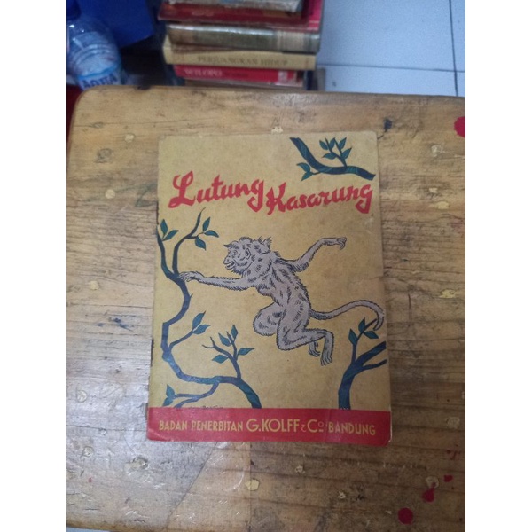 LUTUNG KASARUNG