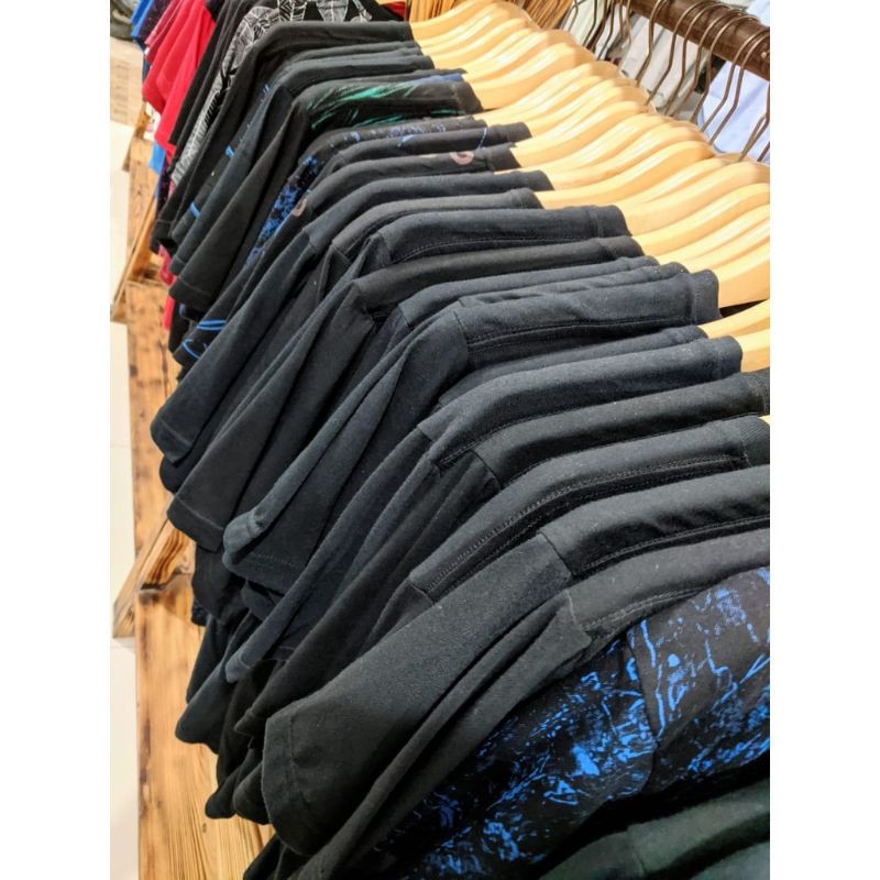 Kaos Pria Lengan Pendek Kaos Distro Baju Kaos Bombogie Original Size L dan XL-1