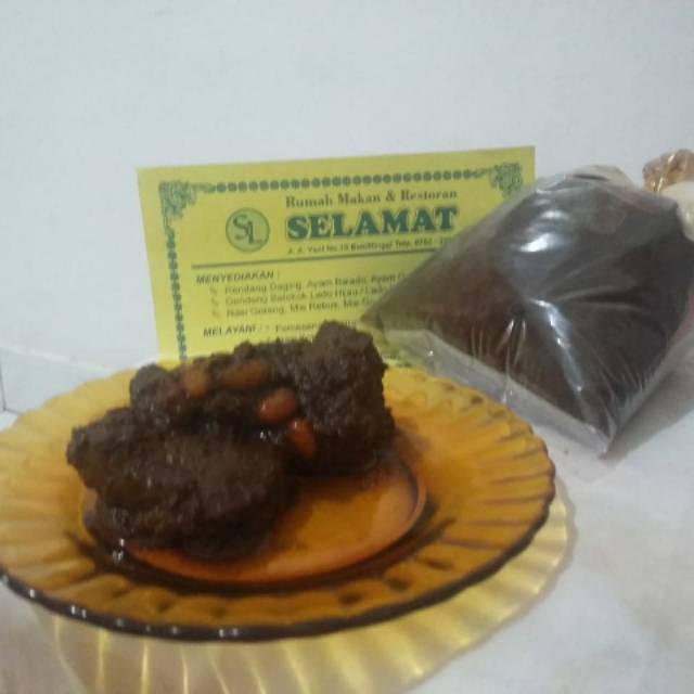 

Rendang RM SELAMAT BUKITTINGGI Rendang Daging Sapi Campur Kacang Khas Bukittinggi - Sumatera Barat