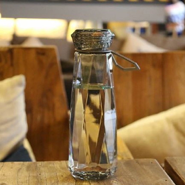 H73 Botol Minum Unik Diamond Kristal 550 ml - Botol Minum-HITAM