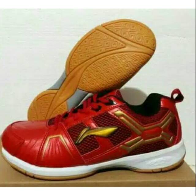 Sepatu badminton Lining cross