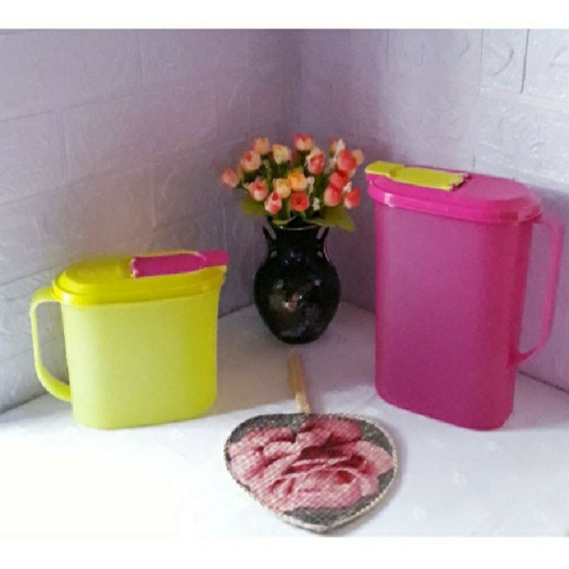 Tempat Minum Slim Set 1 liter & 2 liter Fridge Jug Pink Hijau Tupperware