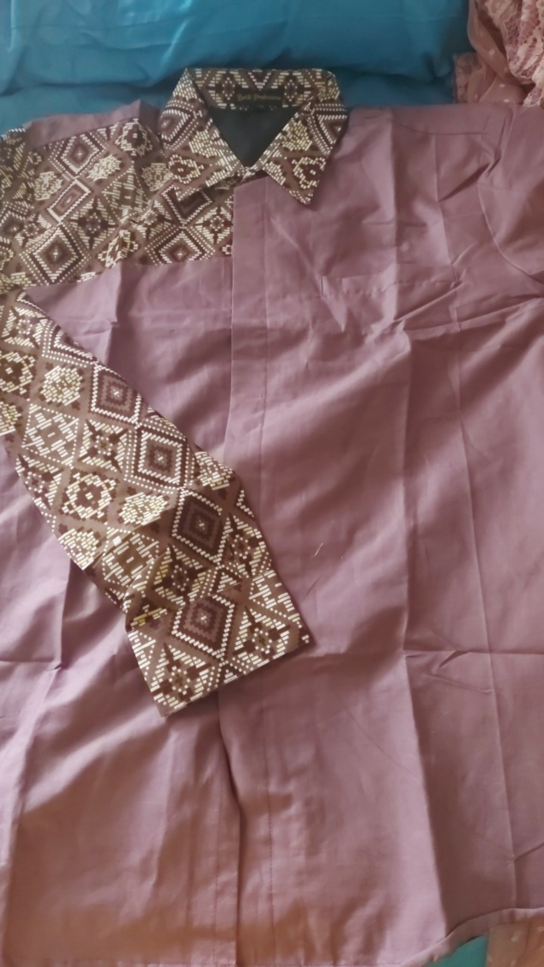 Wanggana Kemeja Batik Pria Lengan Panjang Slimfit Katun Printing Hem Baju Atasan Kantor Modern