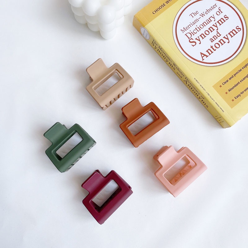 SQUARE MATTE HAIRCLIP JEPIT RAMBUT KOTAK DOFF JEPITAN PERSEGI KOREA CEPOL JEDAI WANITA ANAK HAIR CLIP CLAW AKSESORIS ACCESSORIES WARNA POLOS MEDIUM SIZE