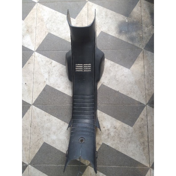 Leksil legsil pelana dek tengah legshield Honda Astrea Grand Legenda Impressa Bulus Sabit original