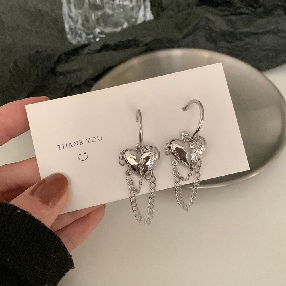 1 Pasang Anting Rantai Panjang Rumbai Desain Hati Bahan S925 Silver Needle Gaya Korea Untuk Wanita